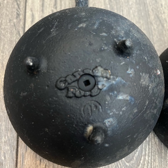 Vintage Canada Forge Cast Iron Chambersticks - Picture 3 of 6